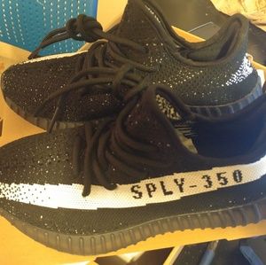 Adidas 350 boost Yeezy women's size 6 NEW